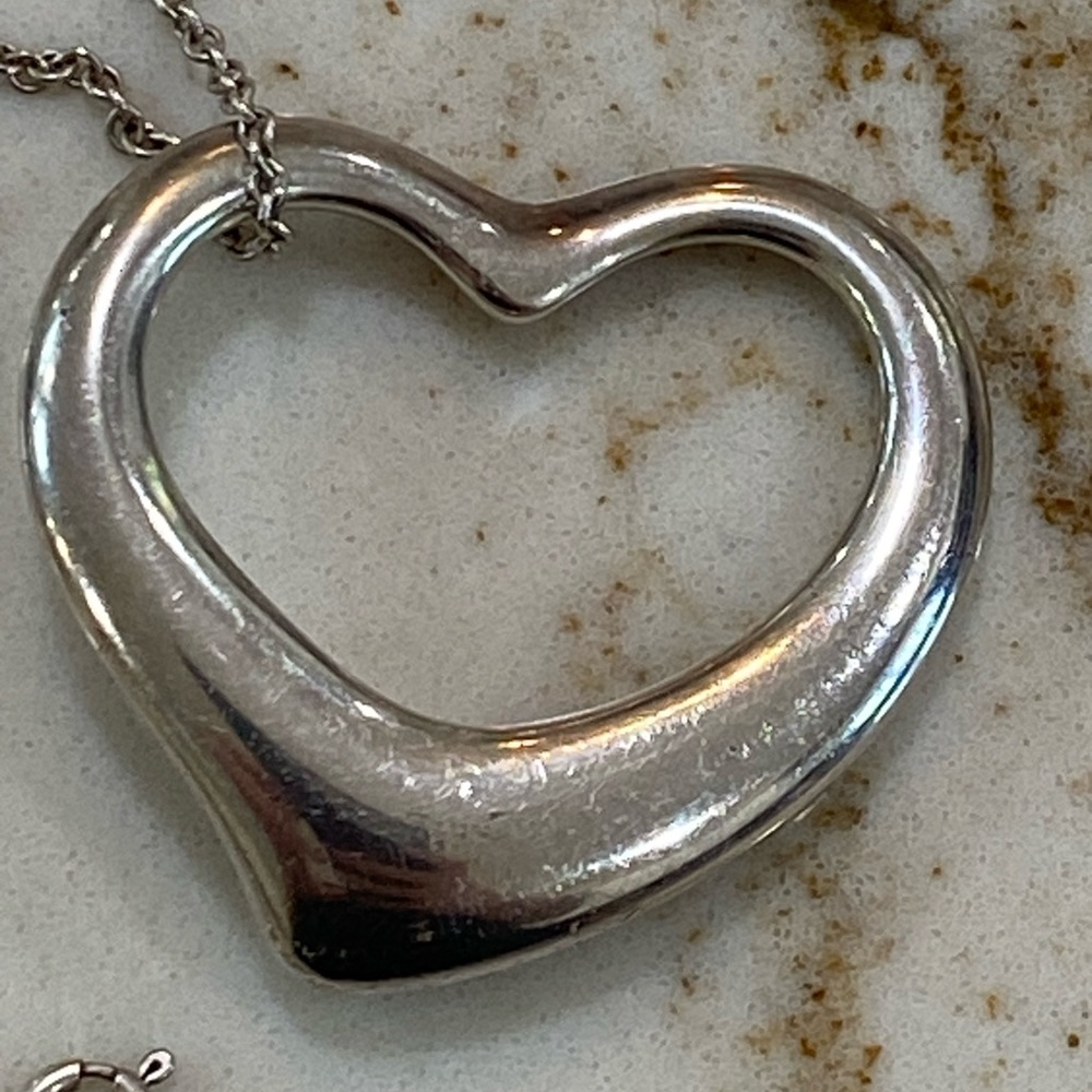 Tiffany Elsa Peretti open heart necklace